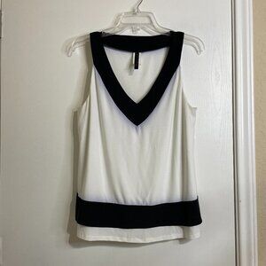 Women's Rendezvous White and Black Blouse - Size Large